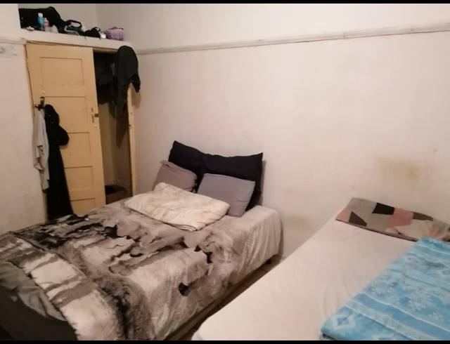 1.5 BEDROOM APARTMENT FOR SALE IN POINT